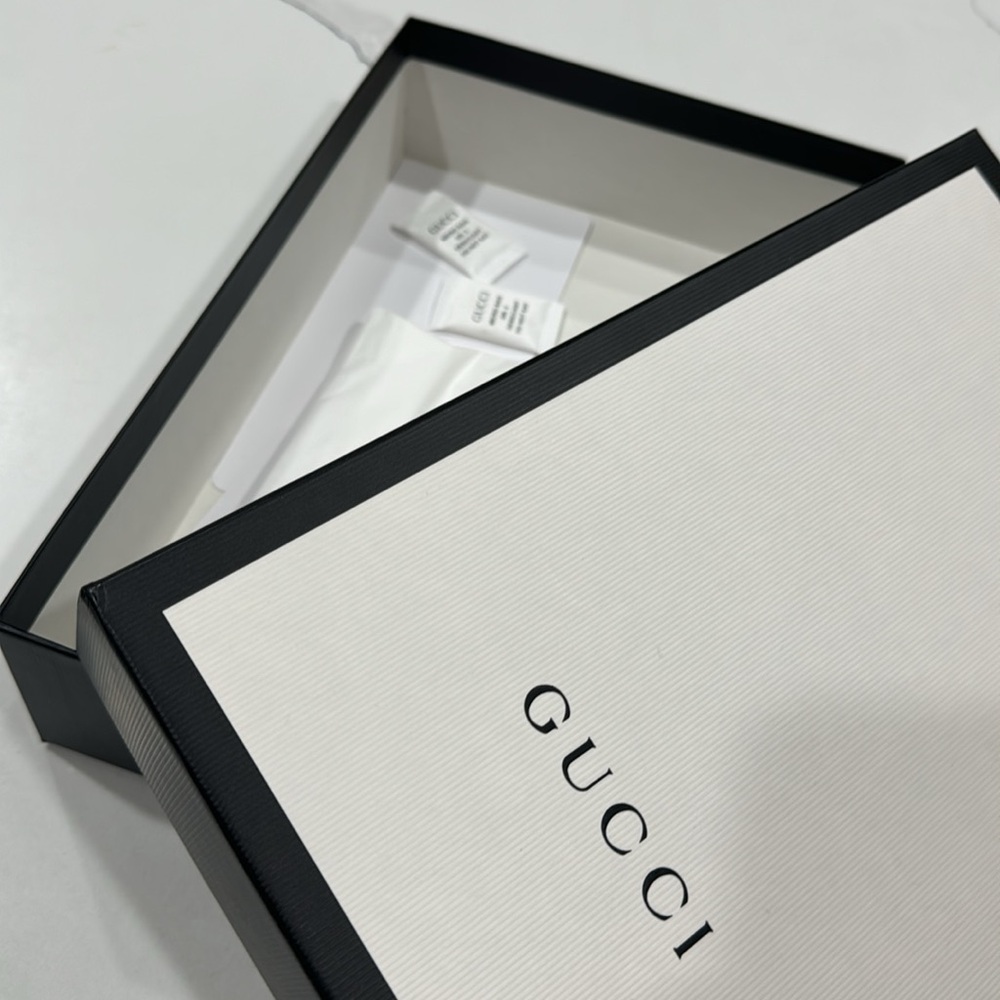 🆕 Gucci Box! - Picture 7 of 11